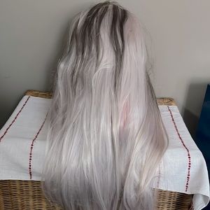 Brand new synthetic wig extremely soft & high quality